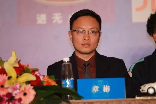 伊人国产在线视频